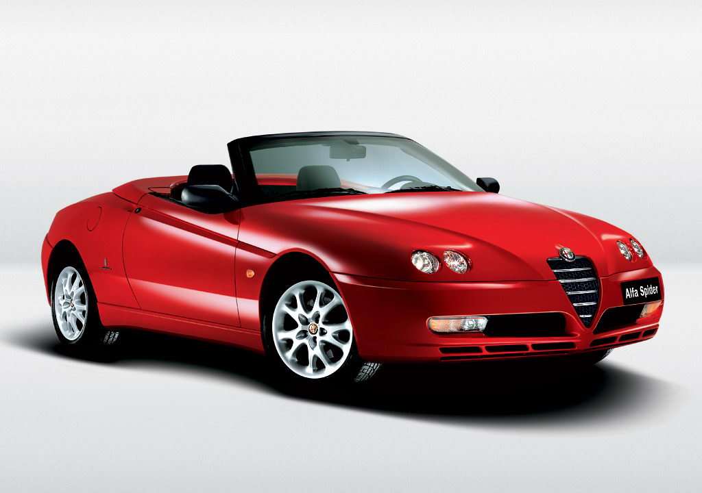 Alfa Romeo Spider 2003 001.jpg